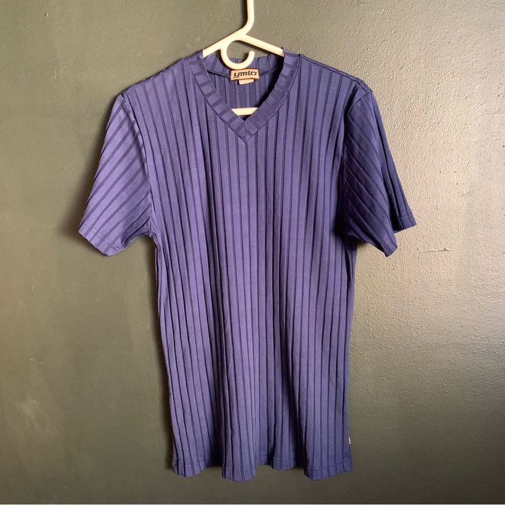 YMLA V-Neck Athletic T-Shirt S-M